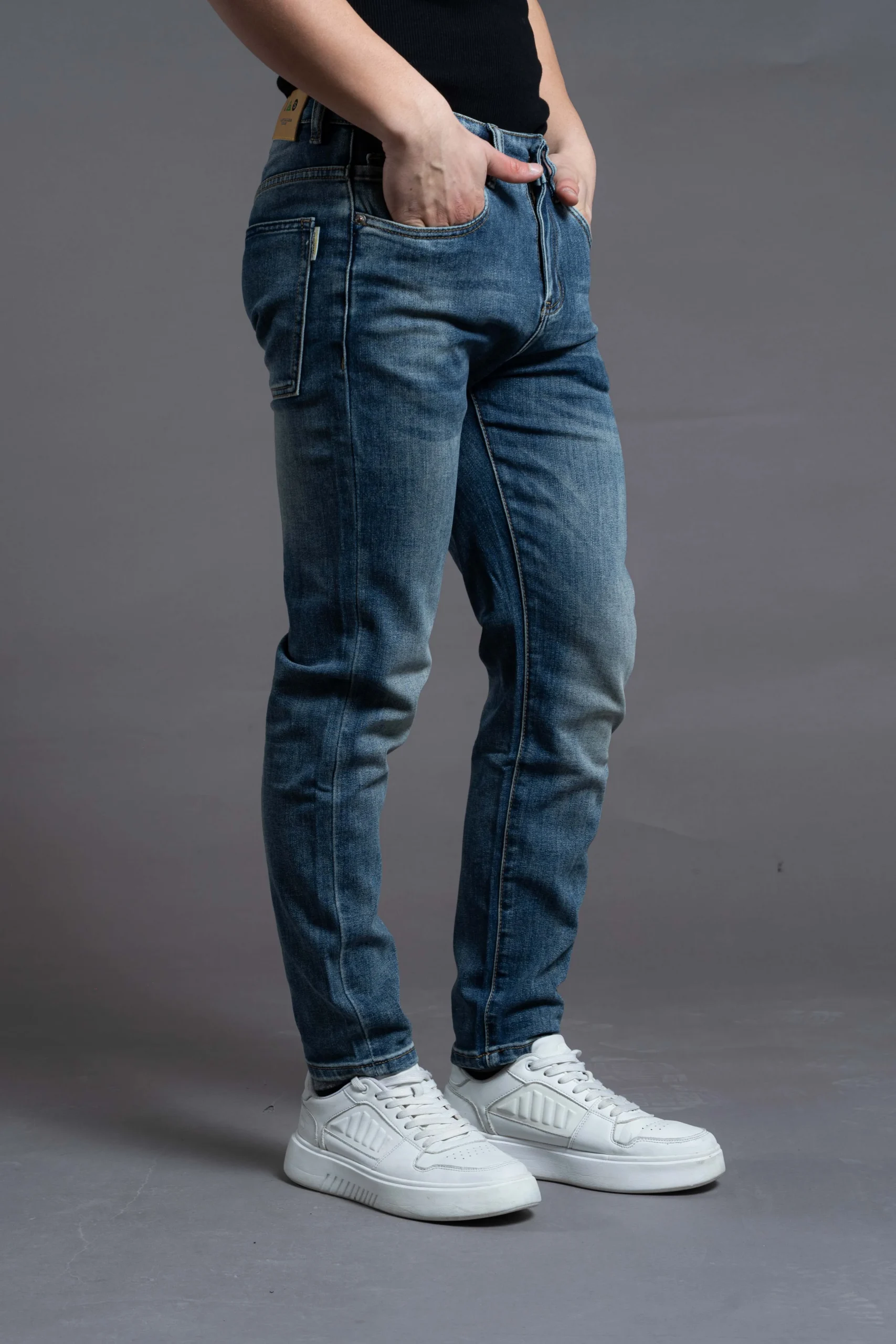 SLIM FIT