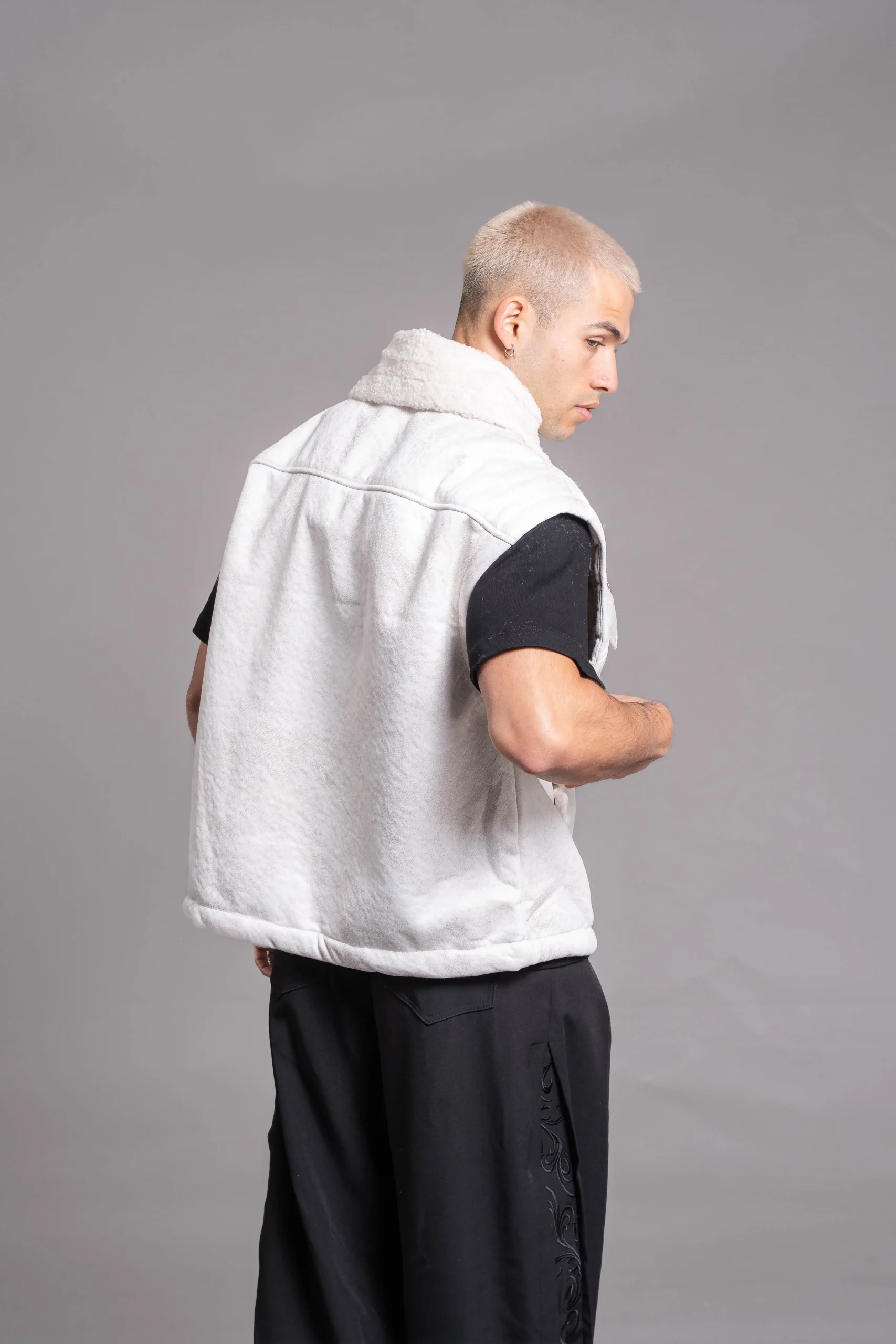 Chaleco White - Revston (foto 3)