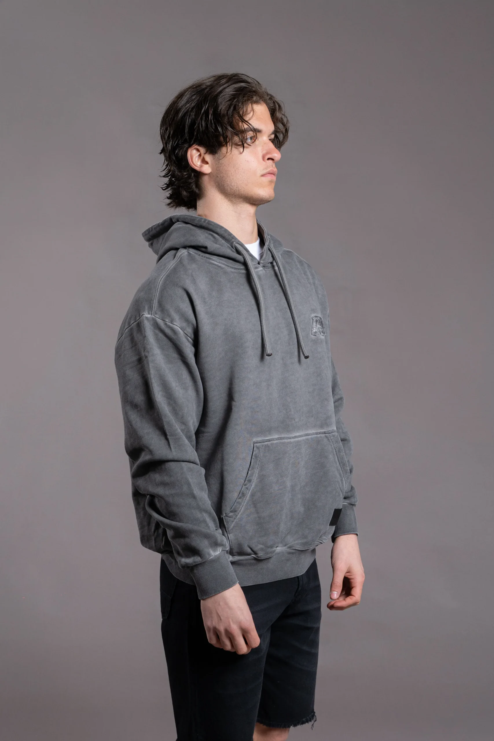 Alternative view of 01BZ Hoodie Washed Graphite