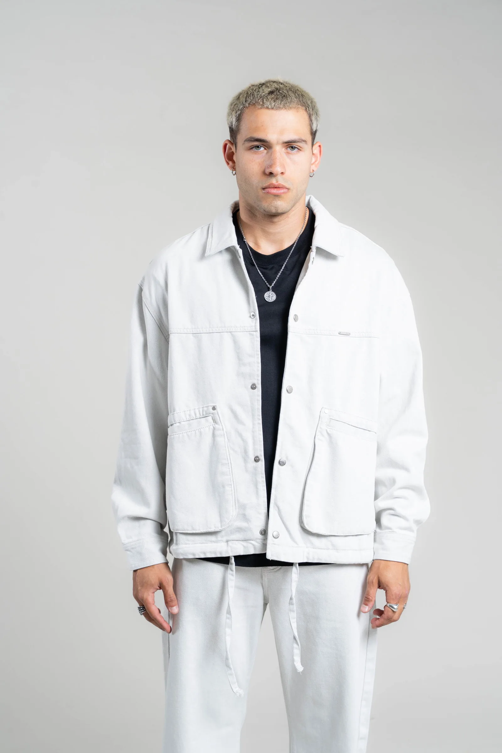 002C - CAMPERA CARCHI