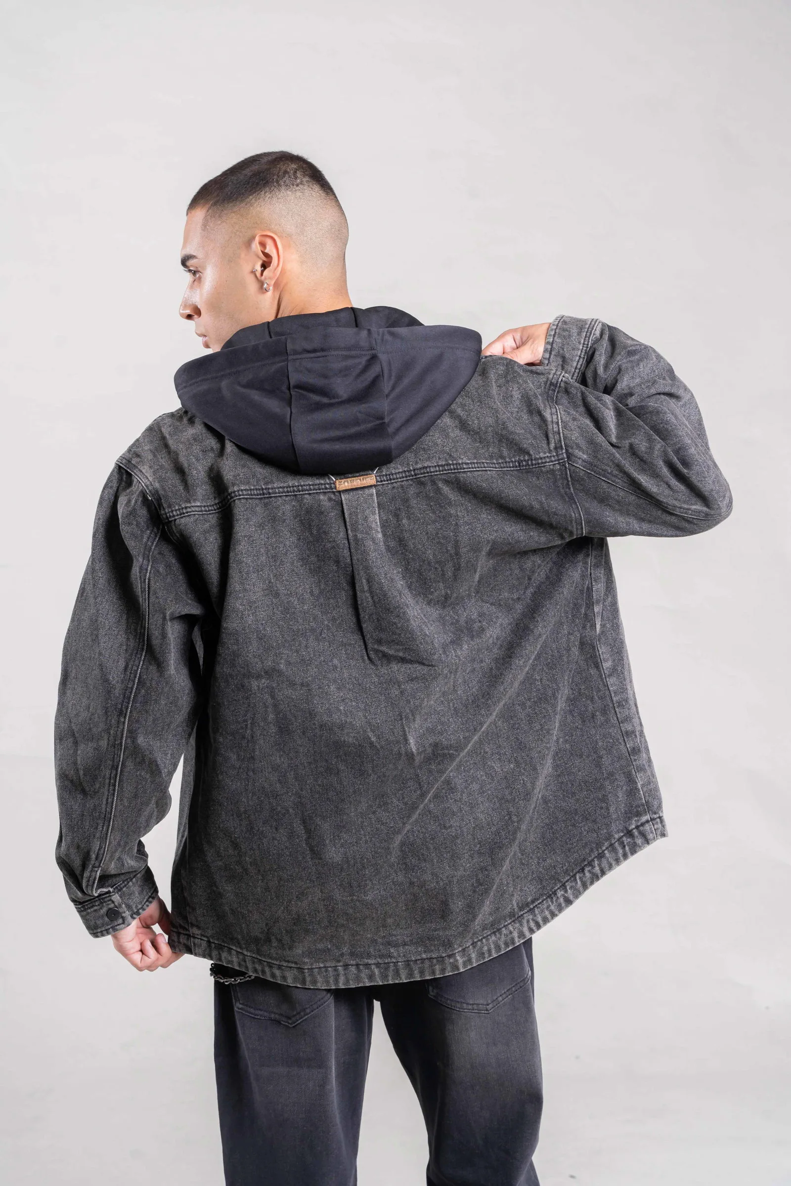 131 CAMPERA IMPORTADA - Imagen 3