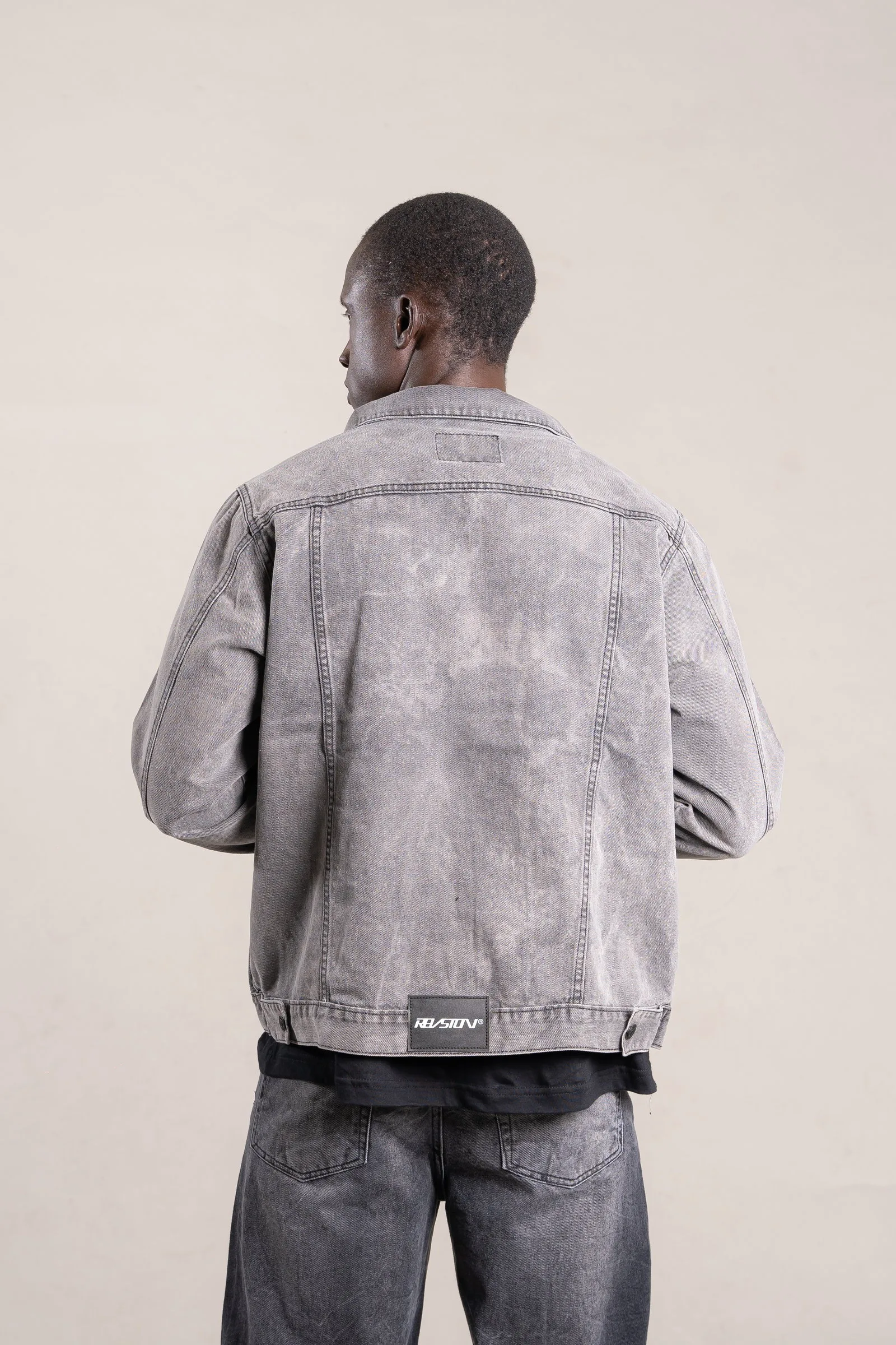 Alternative view of 14A - CAMPERA GRIS C/ROTURAS