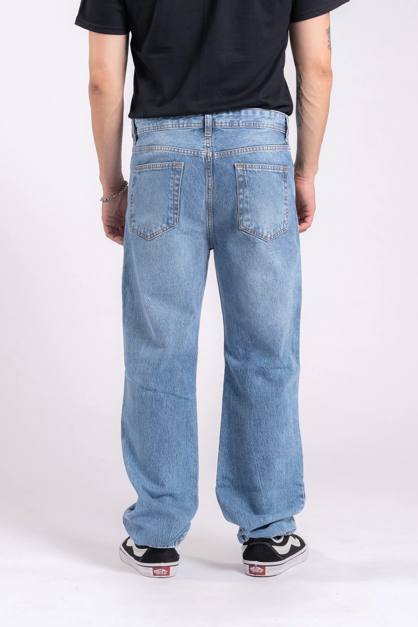 236 - STRAIGHT FIT CON ROTURAS - Imagen 4