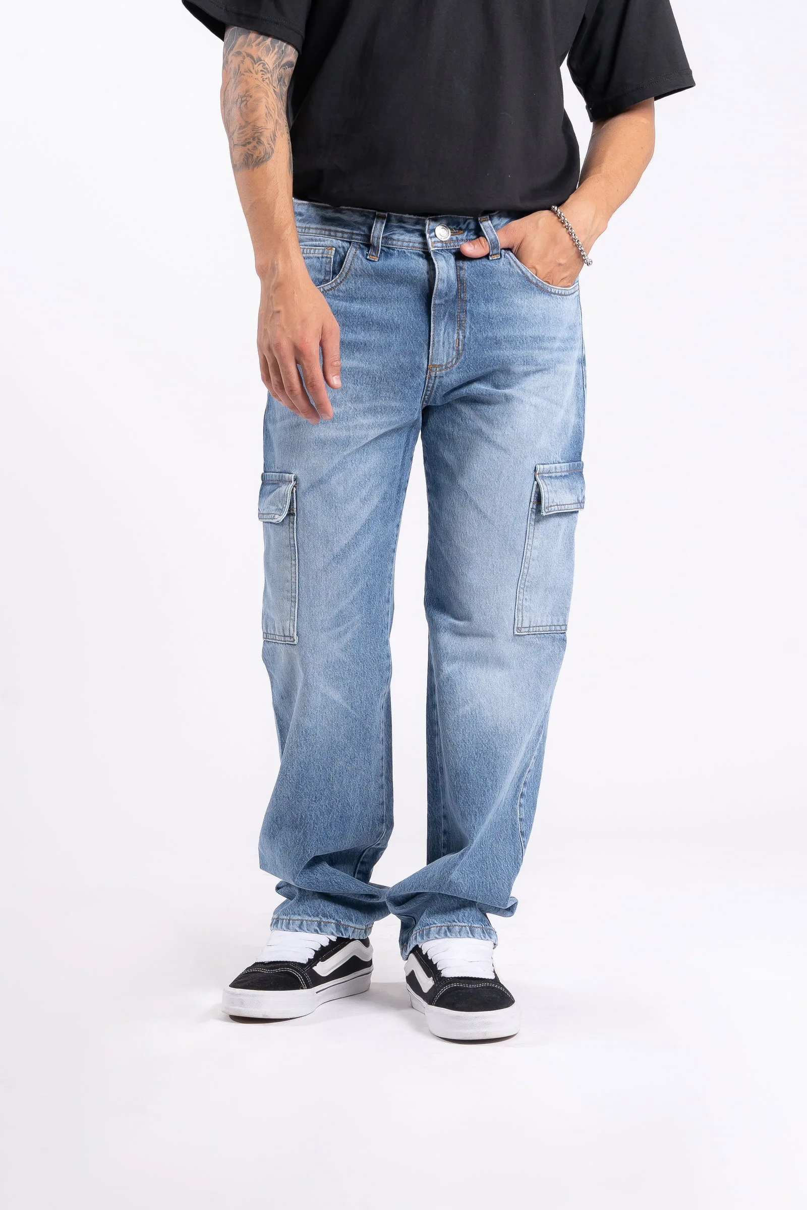 247- STRAIGHT CUT CARGO