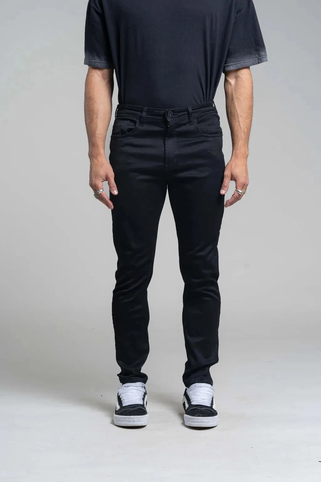 271 NEGRO PREMIUM ULTIMOS TALLES