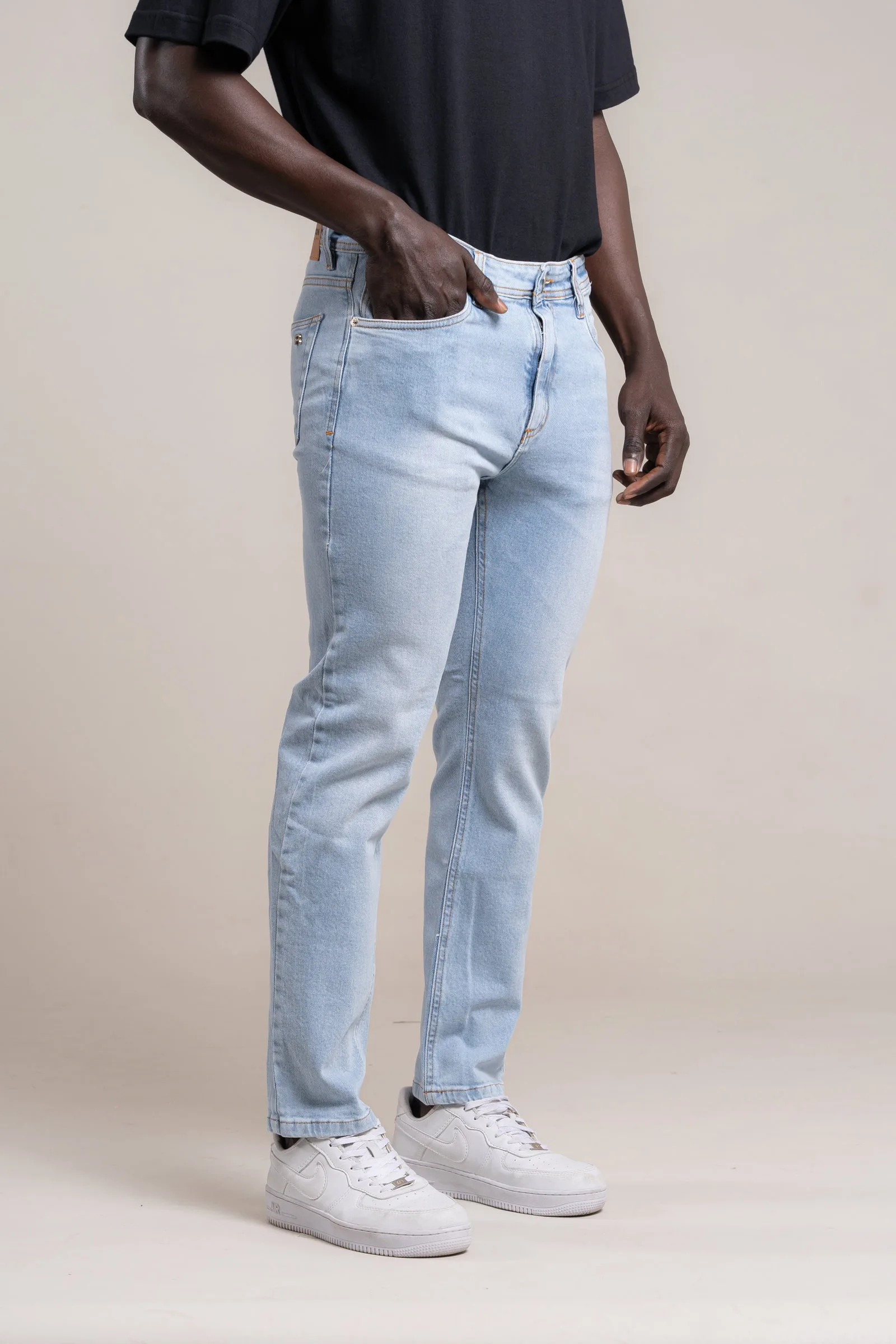 Alternative view of 357 - SLIM FIT CELESTE LISO