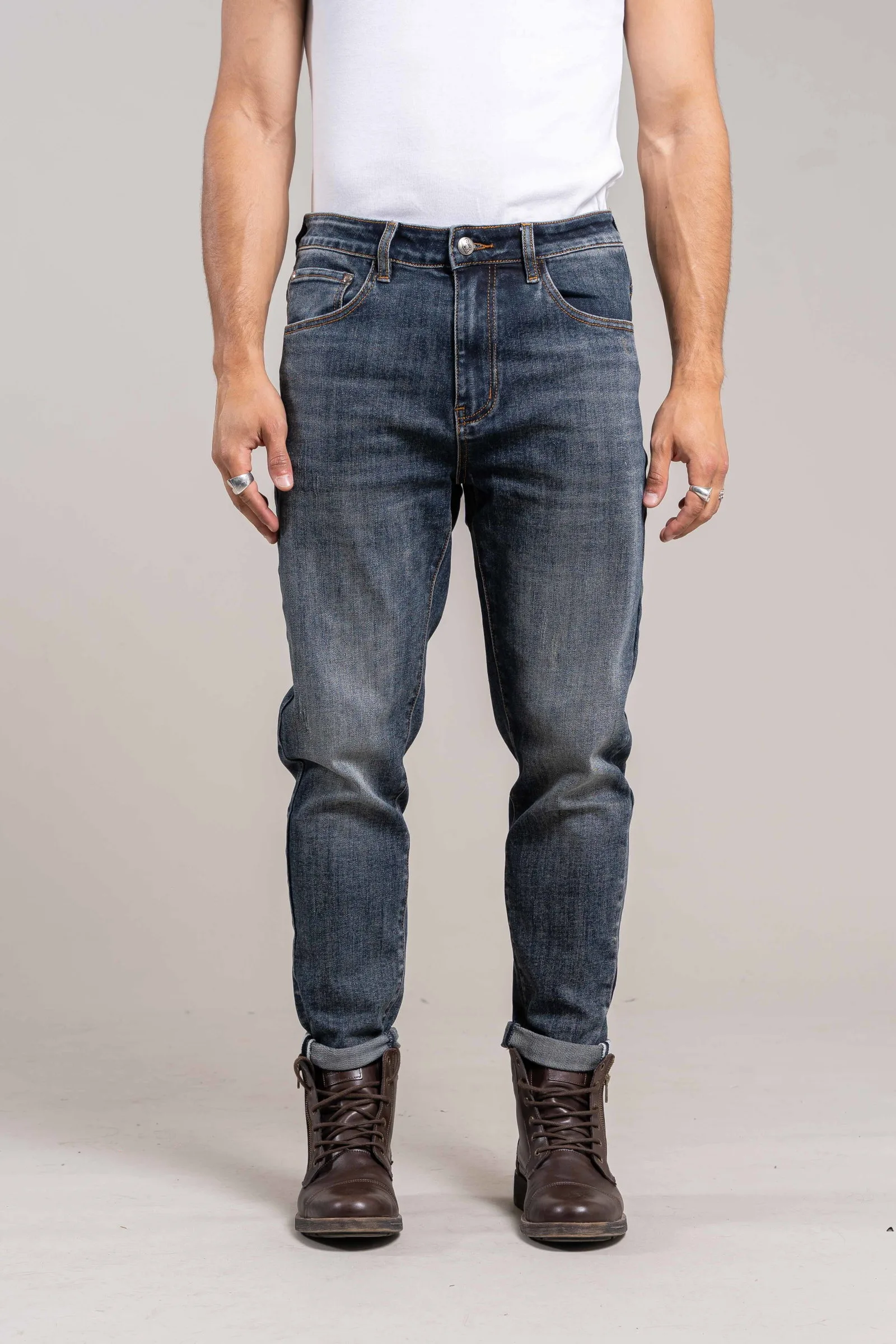 36 - SLIM FIT IMPORTADO
