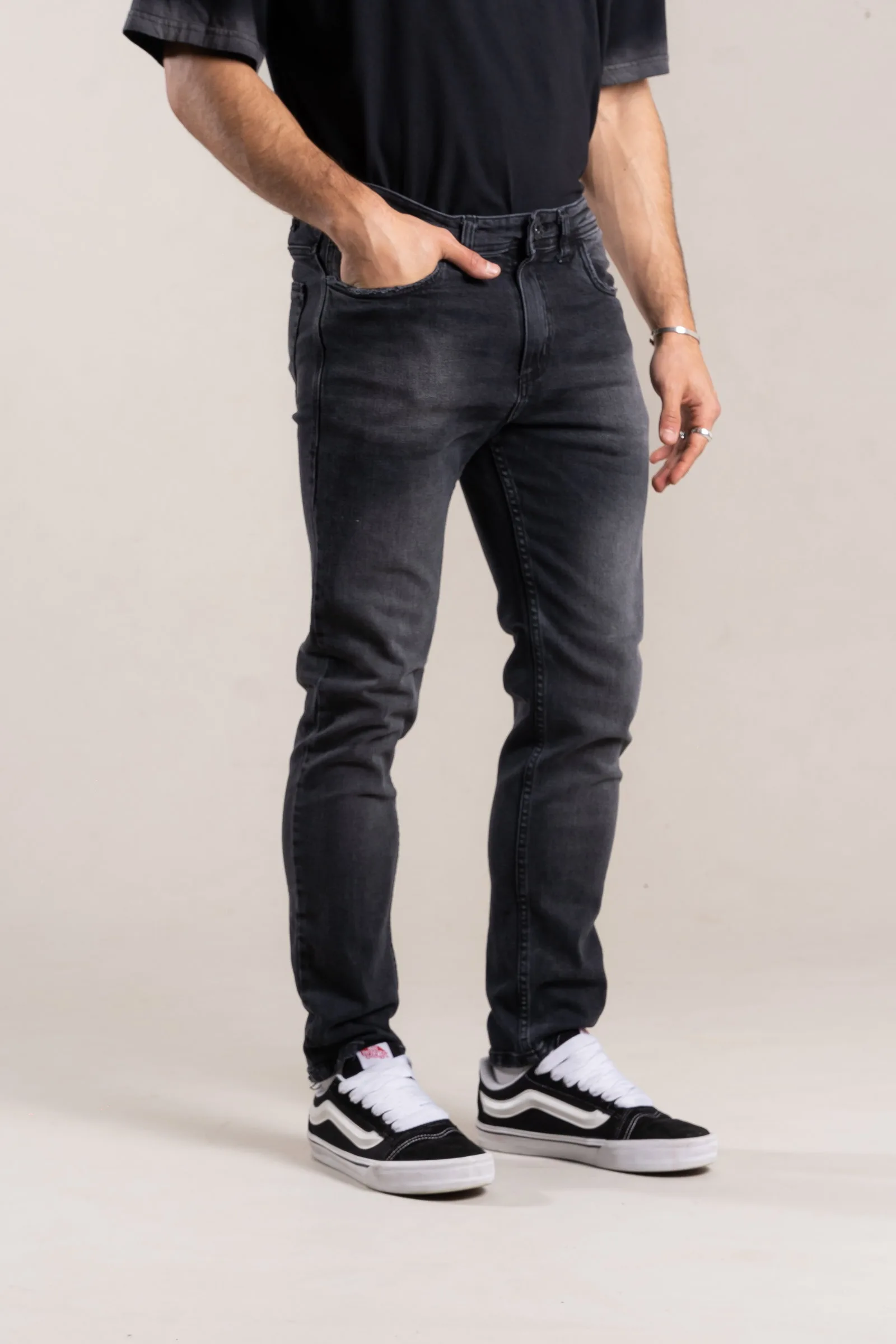 378 - SLIM FIT GRIS OSCURO