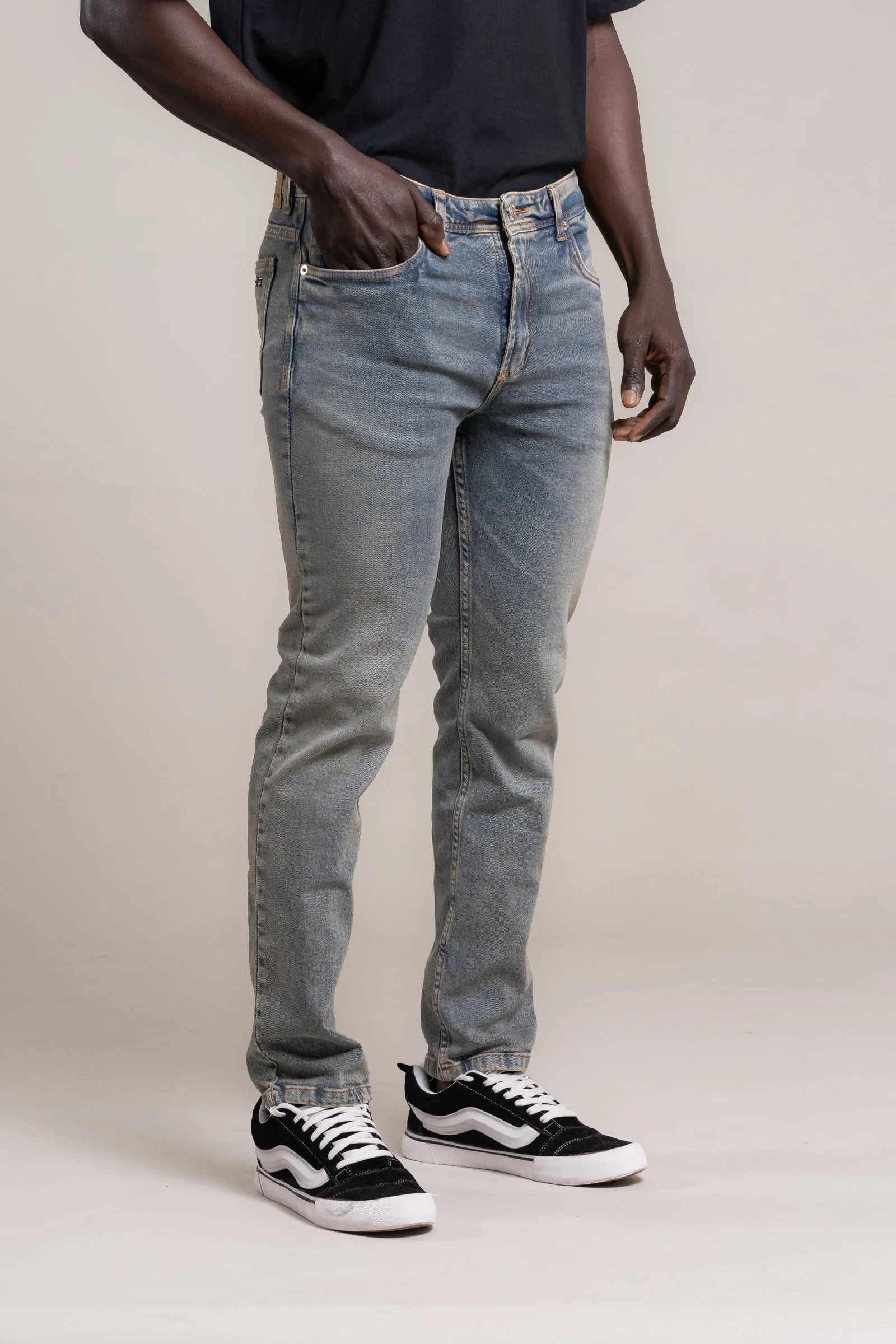 Alternative view of 379 - SLIM FIT OXIDE