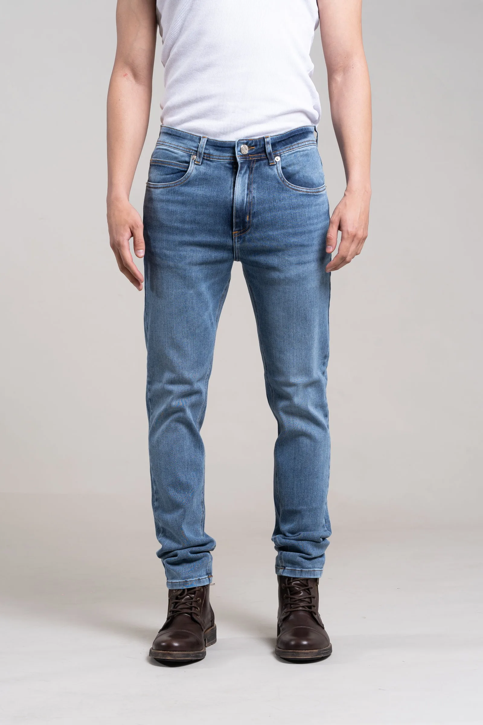390 - SLIM FIT AZUL ULTIMOS TALLES