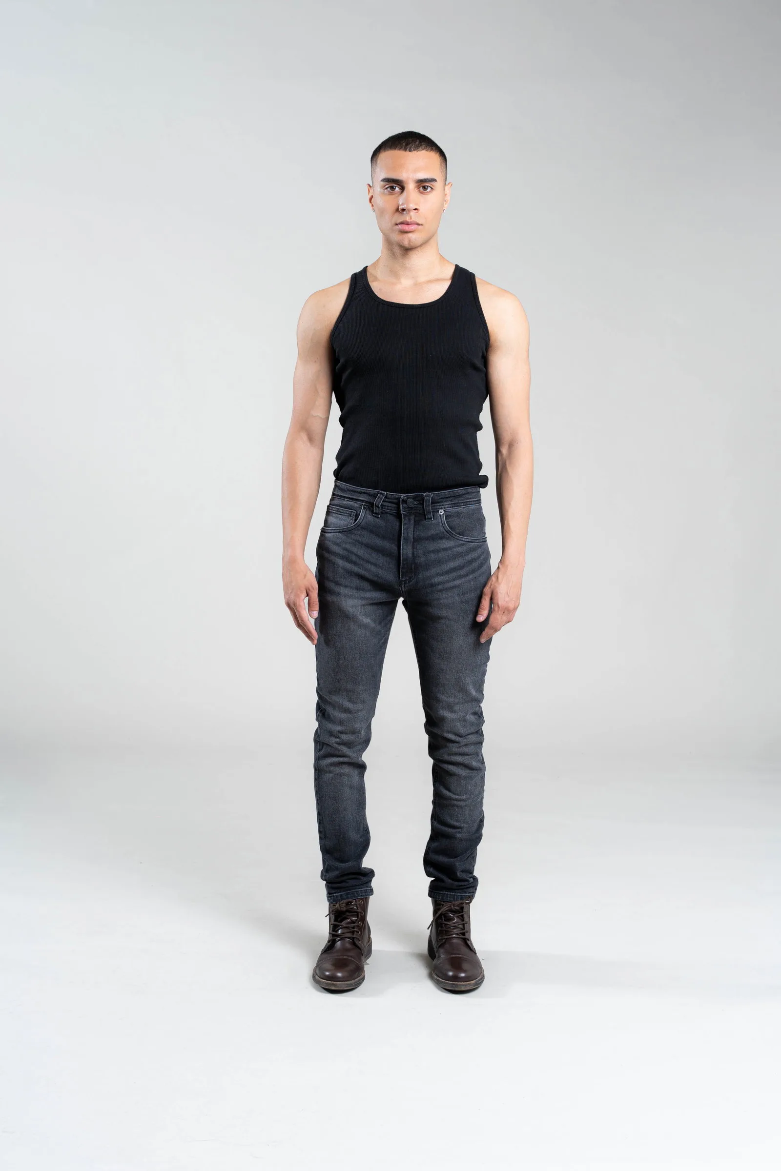 422 JEANS TYLER ULTIMOS TALLES - Imagen 4