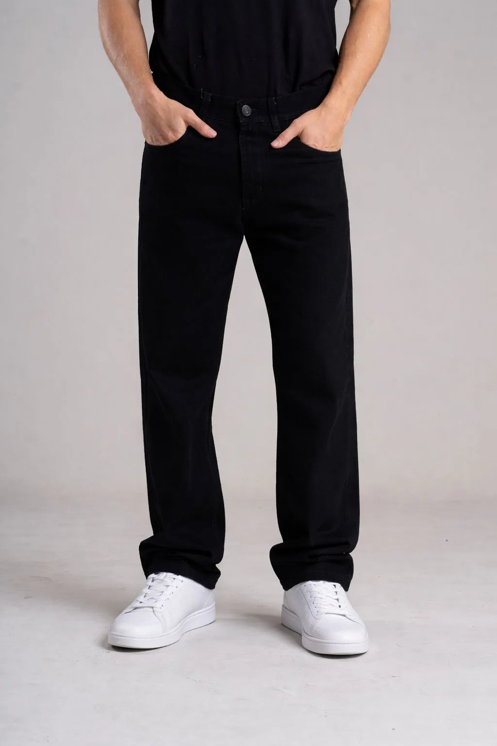 447A BLACK STRAIGHT