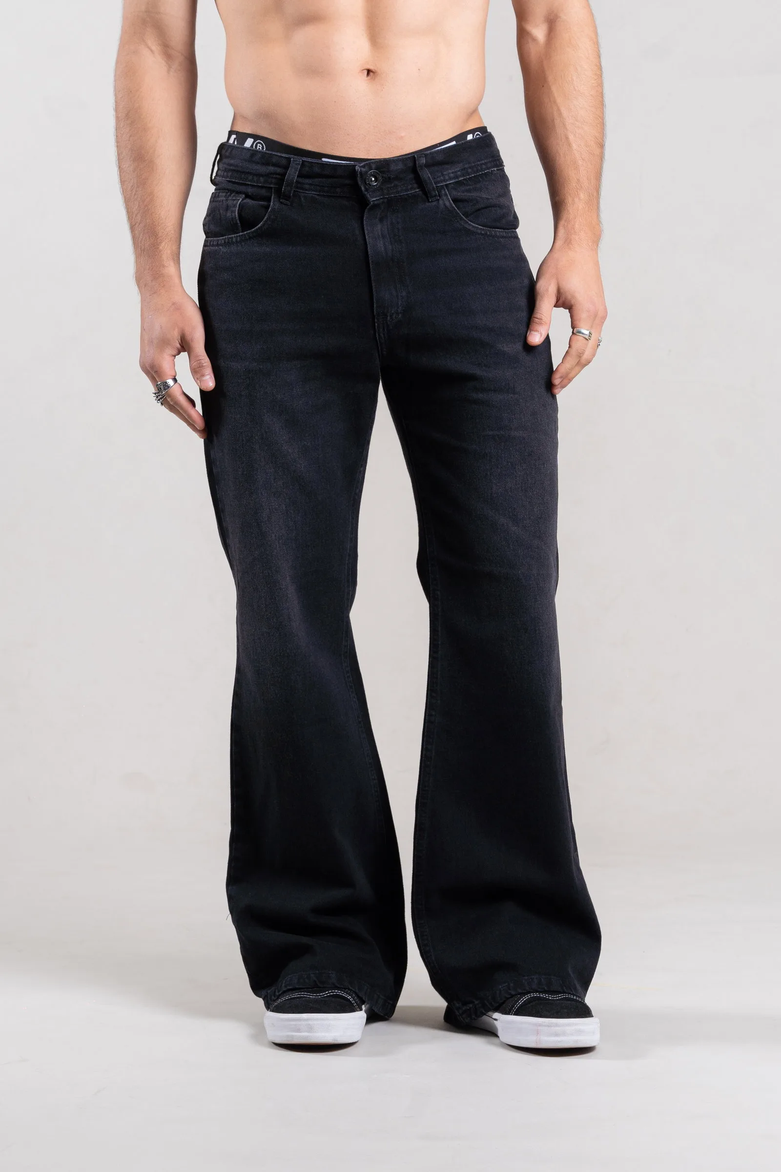453 FLARED BLACK