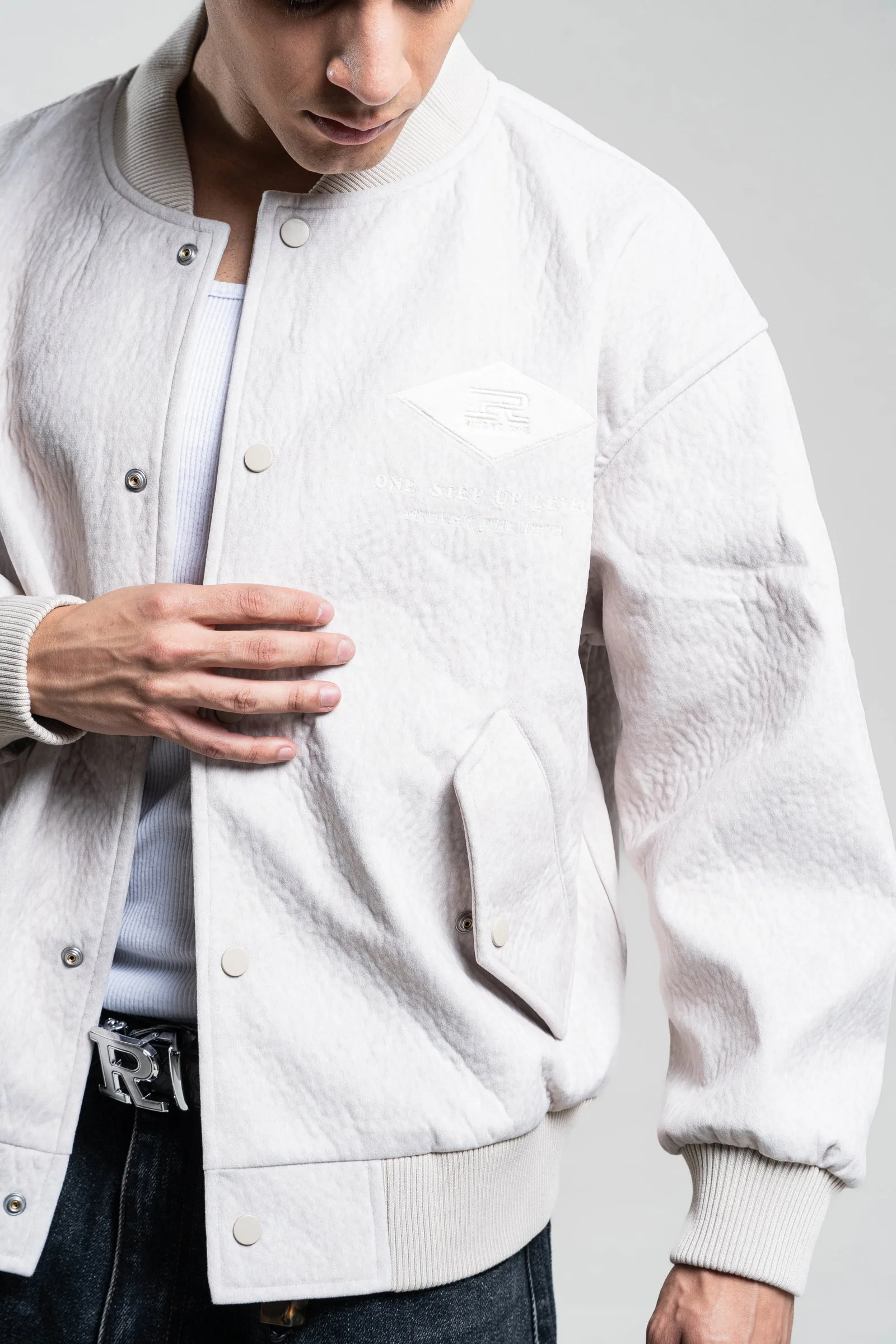 Alternative view of 521C - CAMPERA BEIGE IMPORTADA