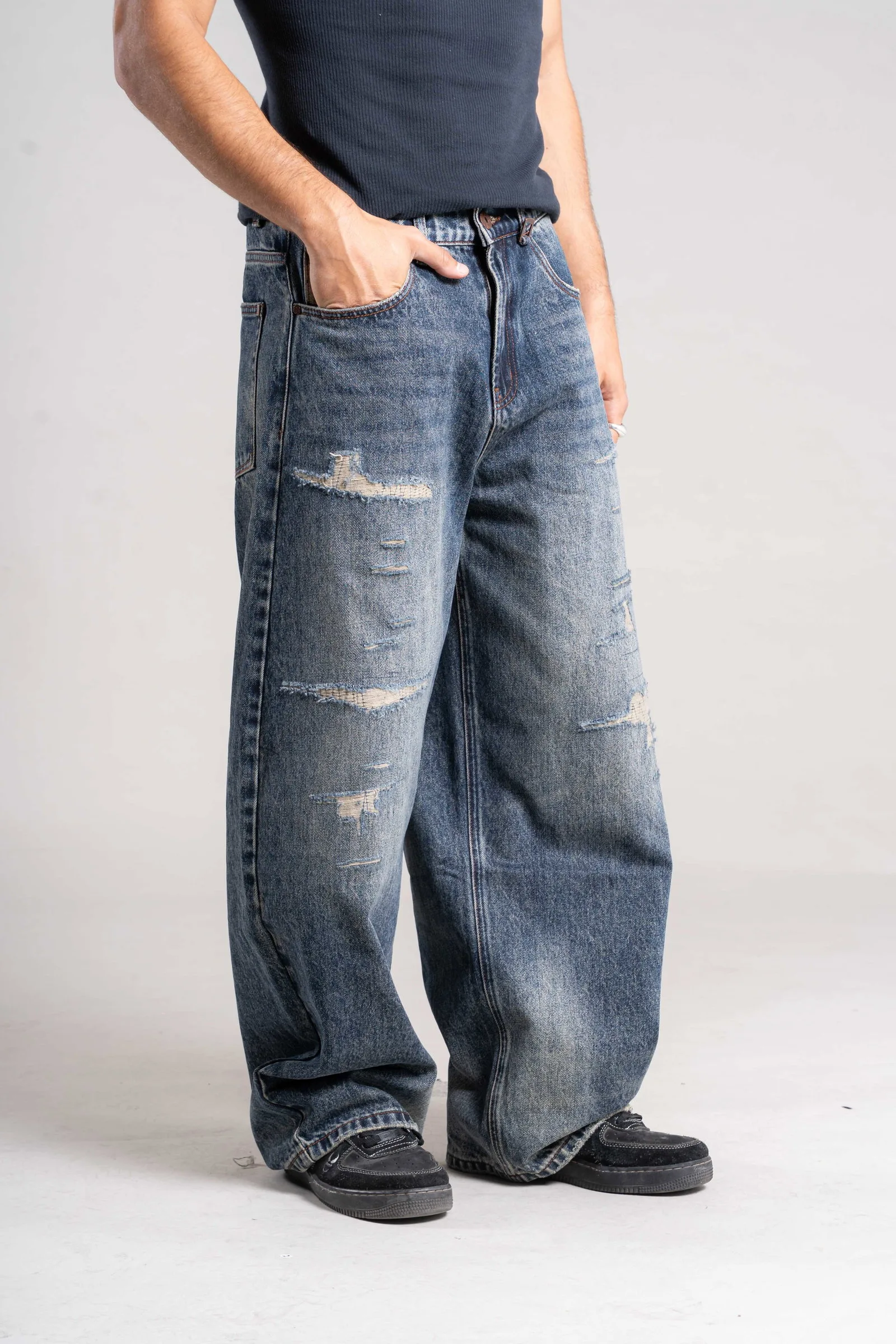 Alternative view of 790049 OUTLAW BAGGY