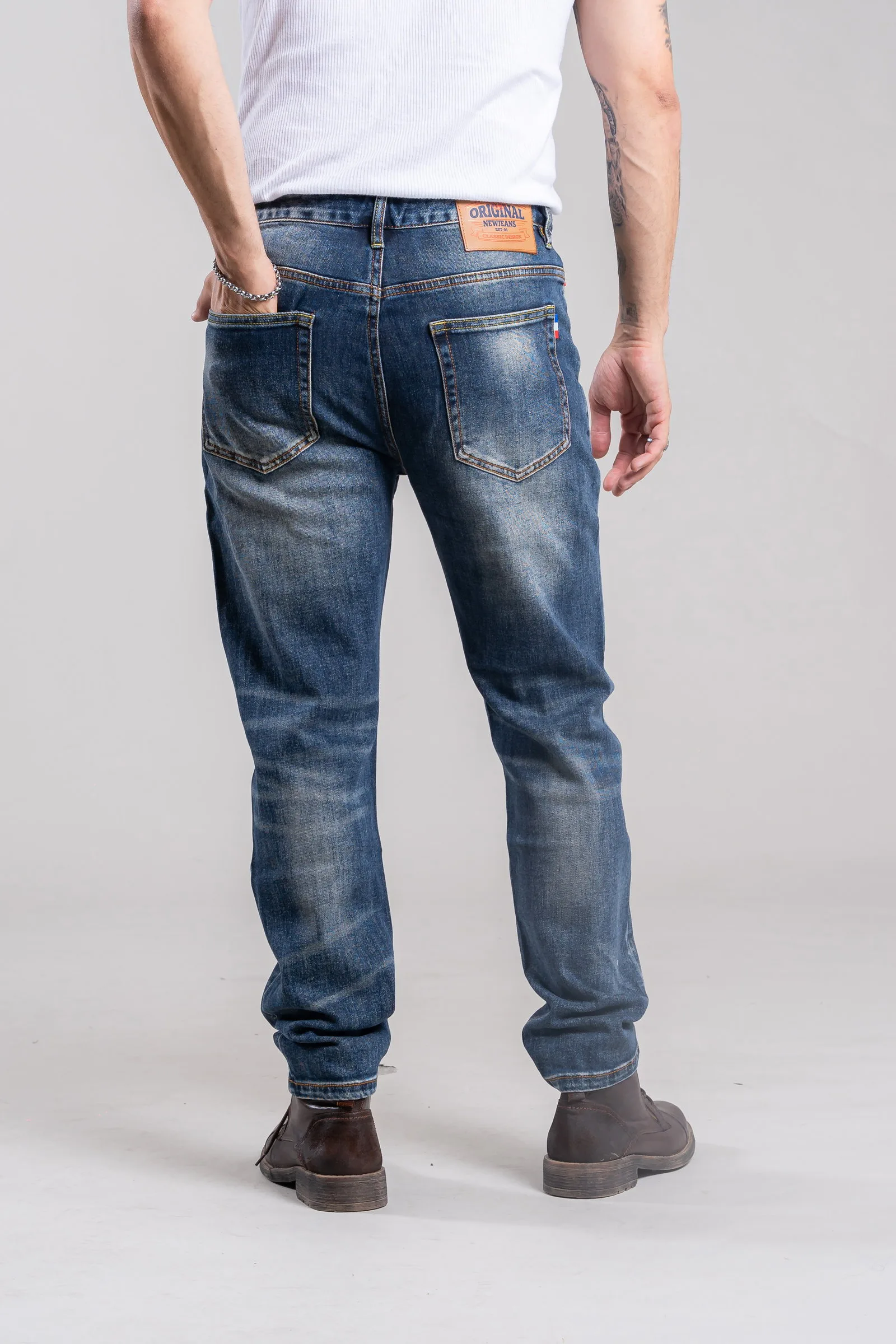 Alternative view of 8139 - SEMI OXIDO OSCURO