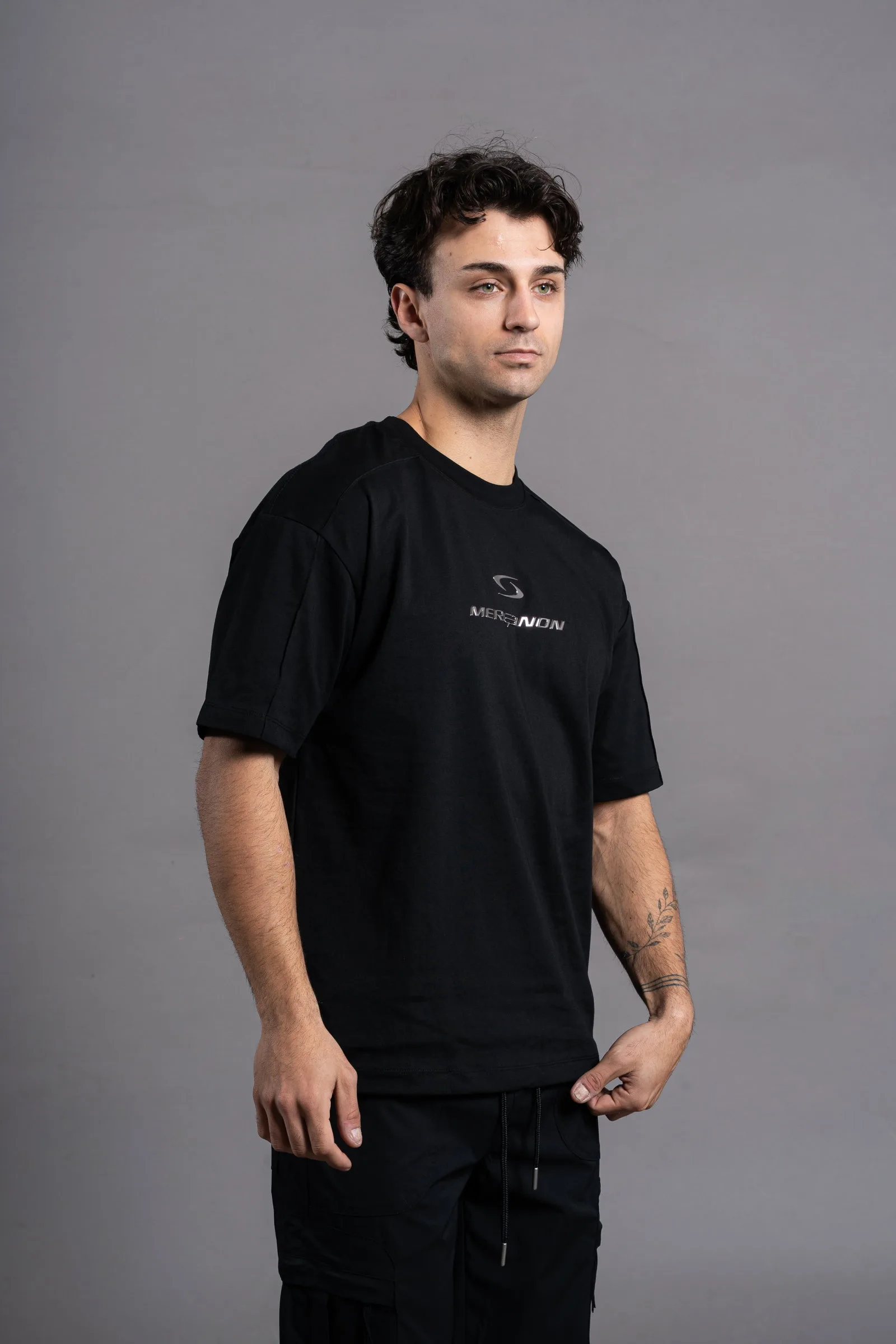 Alternative view of 95120N Remera negra