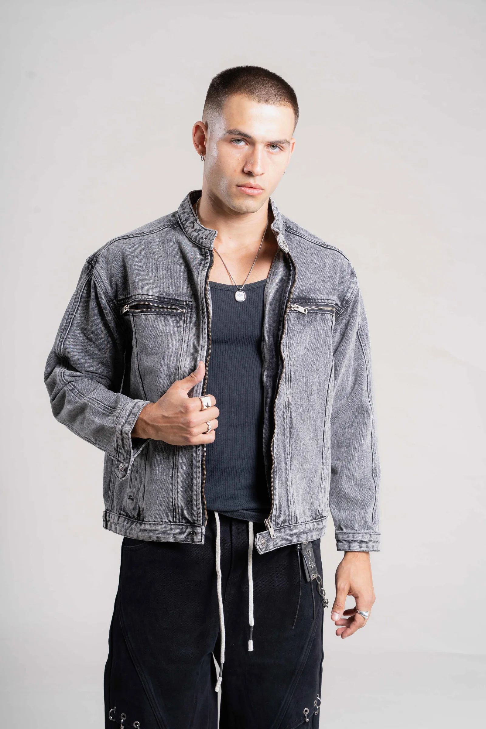 Alternative view of 98908 IMPORTADO CUELLO CADETE BLACK