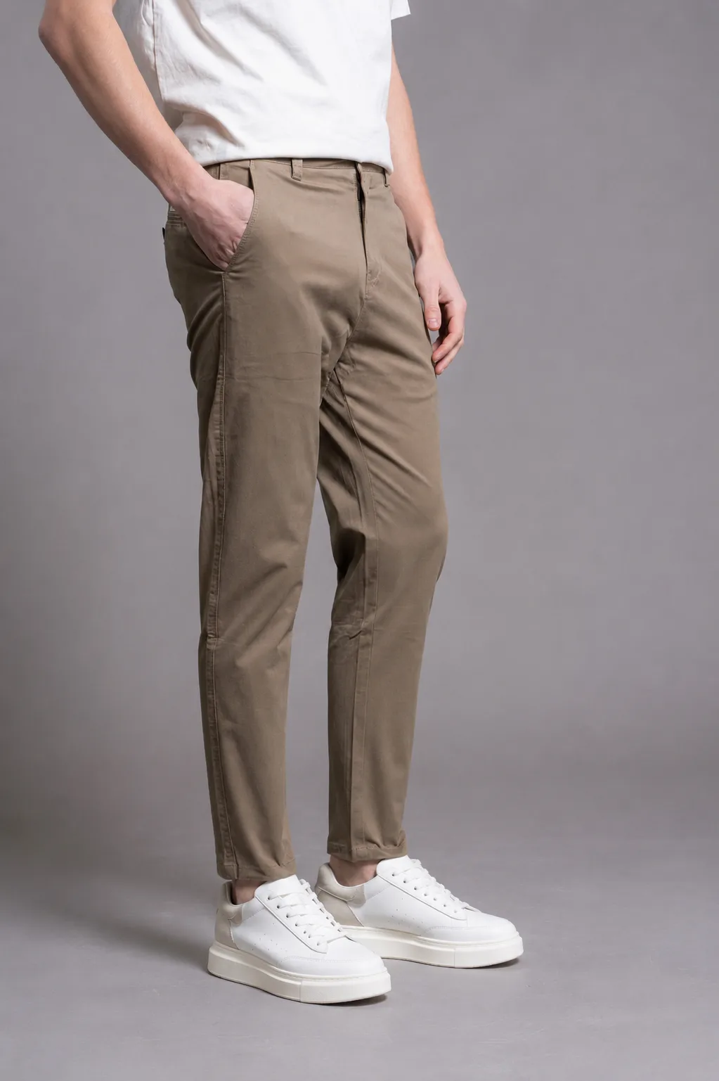 Alternative view of M674  Chino brown