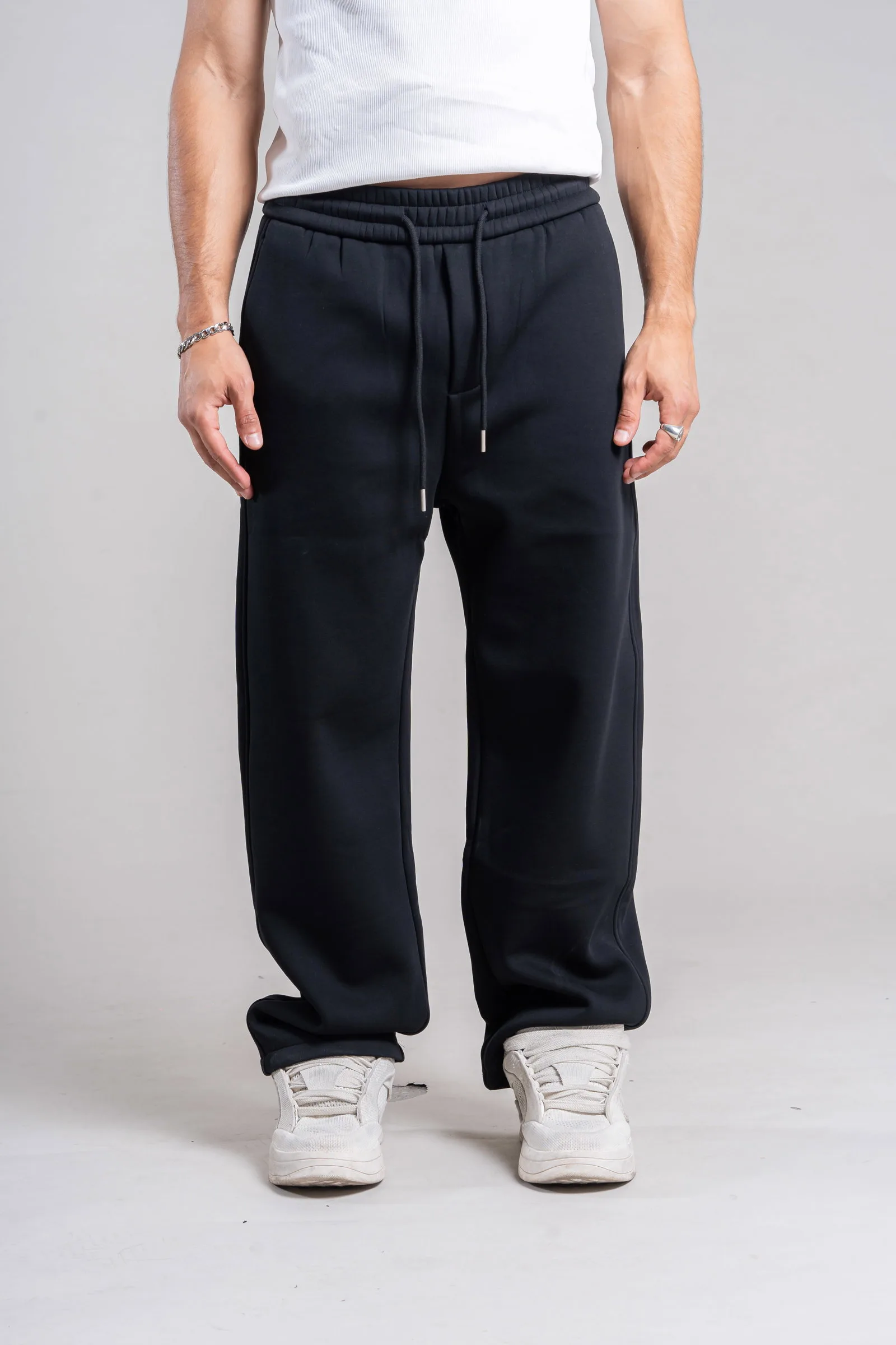 Y25771-1  JOGGING BLACK