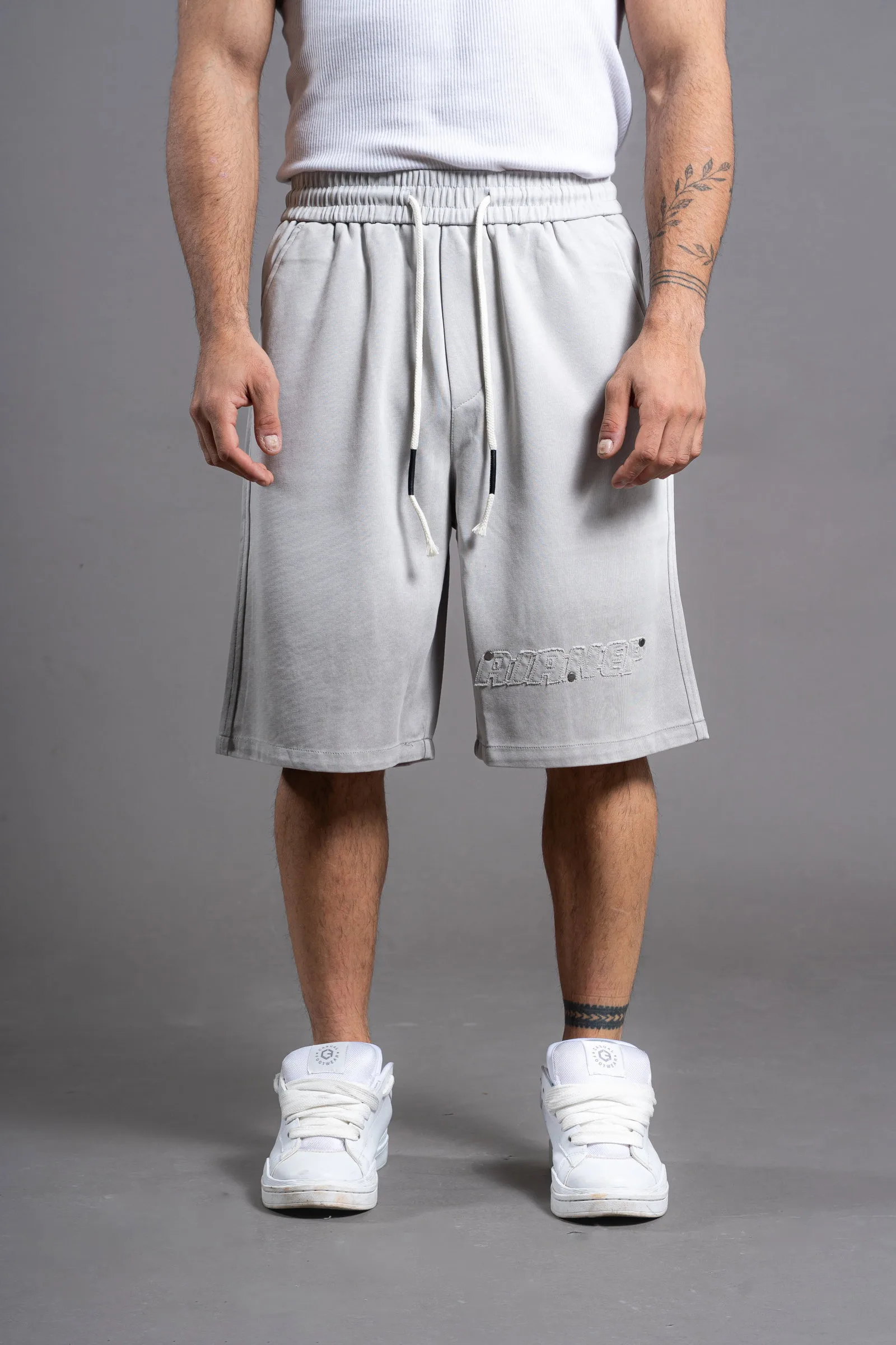 Y26777-1G Gris