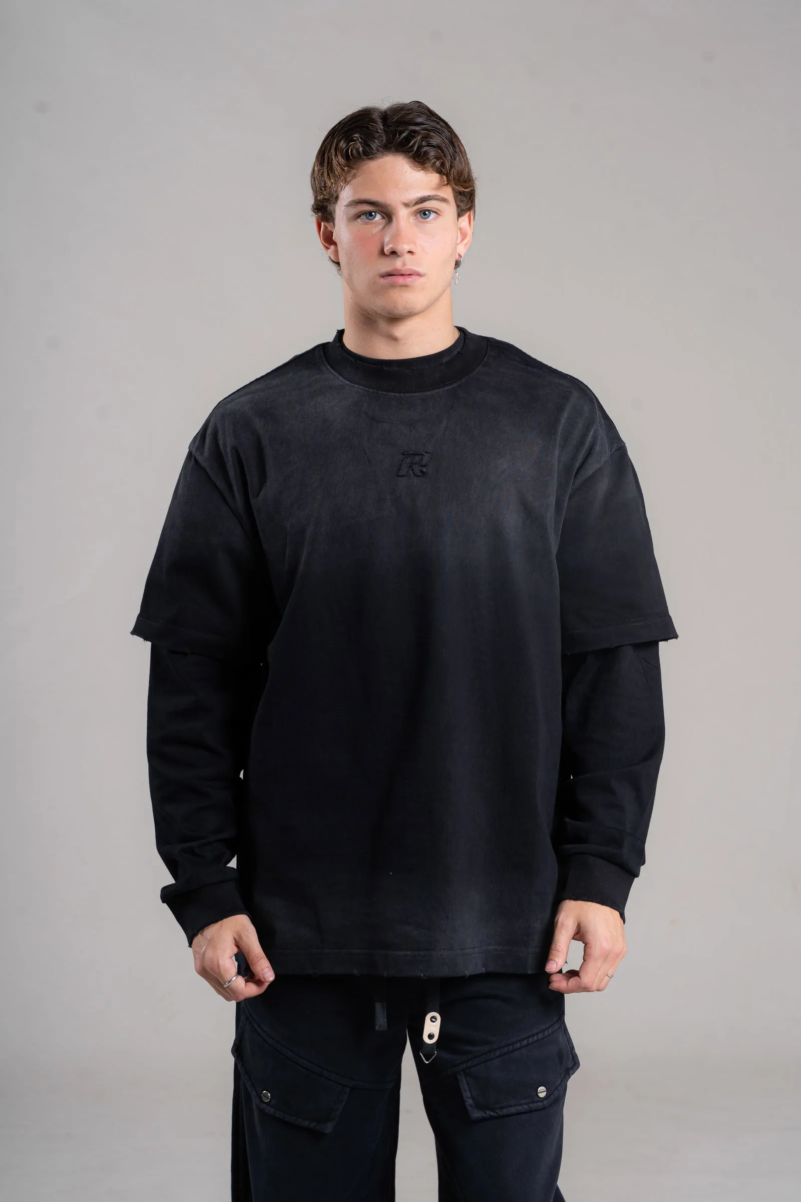 XZRN-43 REMERA BLACK CORE